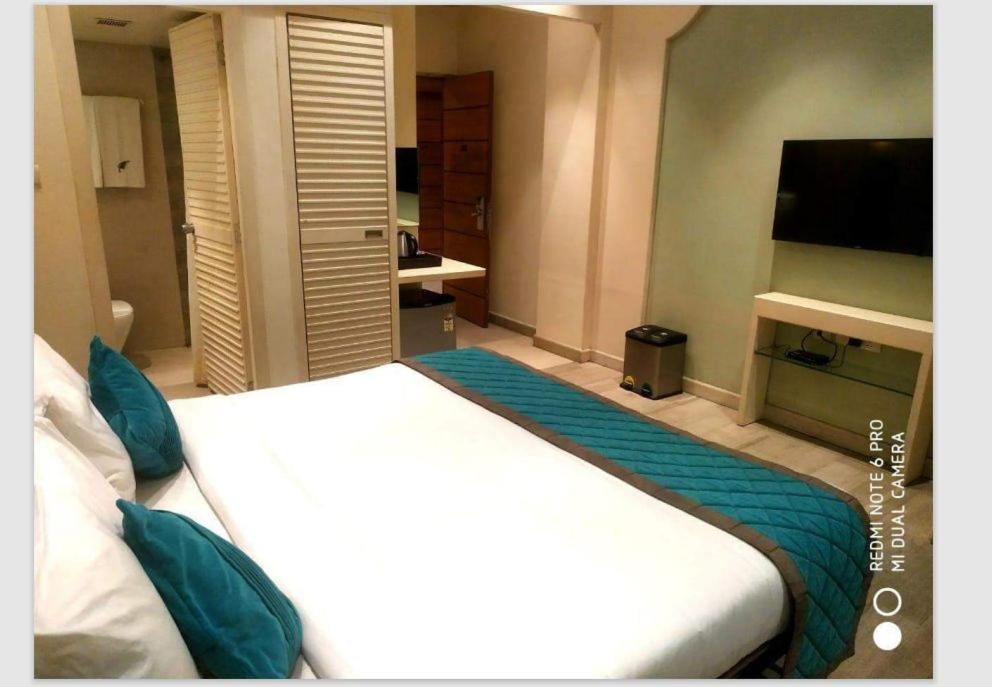 Ibiza The Fern Resort & Spa, Kalküta Dış mekan fotoğraf